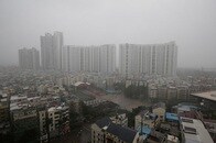 中国政府は、アメリカとの貿易戦争で弱る民間企業を国有化する？
