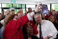 与党は敗北確実、野党党首はカリスマ性なし...イギリス総選挙決定で明らかになったこと