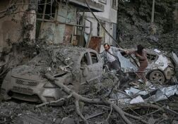 ウクライナ各地に大規模攻撃、極超音速ミサイル使用最多　戦争「新たなパラダイム」