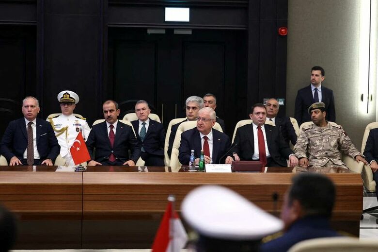 トルコ、カタール、パキスタン、インドネシアとの防衛協力協定の調印式。ドーハで２１日撮影の提供写真。Turkish Defence Ministry/Handout via REUTERS