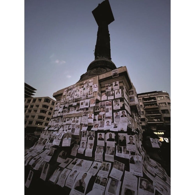 解放後、シリア各地で見られるようになった行方不明者を捜す写真（ダマスカス）　PHOTOGRAPHS BY MEGUMI ITO