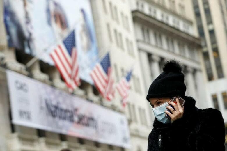 11日トランプ米大統領は、同日午後9時（日本時間12日午前10時）から経済や医療の問題について演説すると発表した。ニューヨークで撮影（2020年　ロイター／Andrew Kelly）