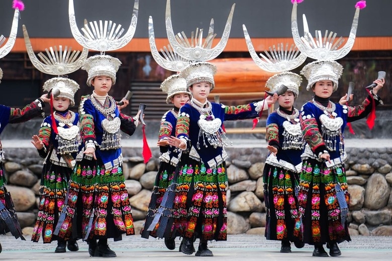 中国には漢民族の他、55の少数民族が存在している。写真は貴州省のミャオ族　kikujungboy CC-shutterstock