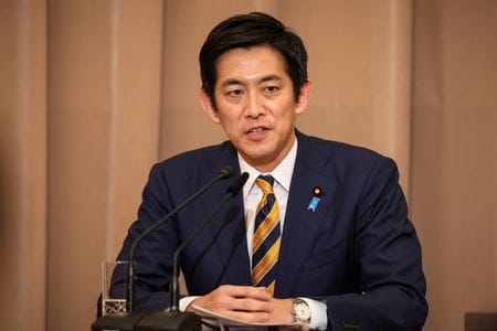 　３月１７日、自民党は、イラン情勢の悪化を踏まえ関係合同会議を開催し、小林鷹之政調会長（写真）は、事態の早期鎮静化のため日本の外交努力でできることや国際連携の在り方について「いかなるオプション（選択枝）があり得るのか議論したい」と述べた。２０２４年９月撮影（２０２６年　ロイター／Takashi Aoyama）