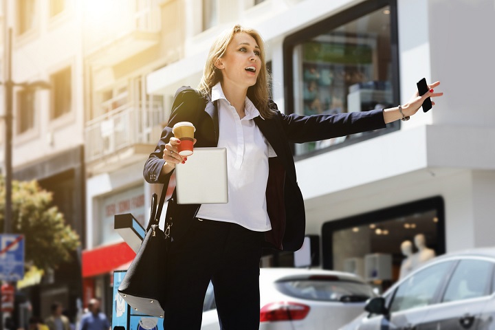 遅刻常習者には楽観的な考え方の人が多い？ (写真はイメージ)　perek arici-iSock