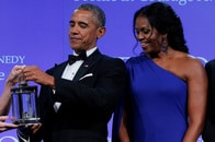 オバマ夫妻が今年のベストドレッサー　トランプ夫妻はランク外