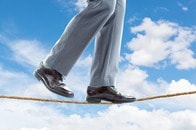 ビジネス人生はRPG　どんなに経済が不安定でも生き残れる最強の職種とは？