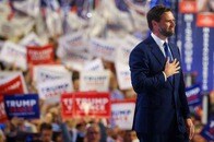 「労働者に尽くす」...副大統領候補をJ.D.バンス上院議員が正式受諾