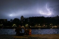 ヨーロッパで猛威を振るう観測史上最悪の熱波、WHOも警鐘…フランスでは「超過死亡」1000人超
