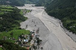 ネパール土石流被害、25.6億ドル以上と当局試算
