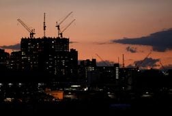 機械受注7月は3.7％減、2カ月ぶりマイナス　「持ち直しの動き」判断維持