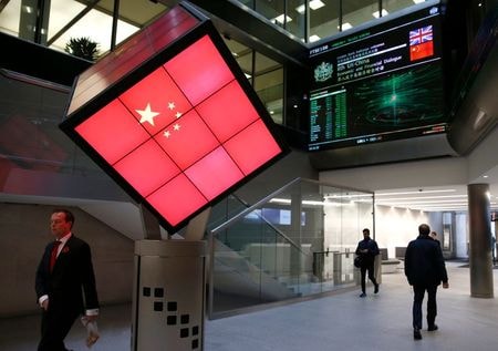 　３月１９日、株価指数を開発・算出する英ＦＴＳＥラッセルは、同社のグローバル指数に占める中国本土企業の割合を高めるため、中国当局と規制改革などについて積極的に協議している。ロンドン証取で２０１６年撮影（２０２１年　ロイター／Peter Nicholls）