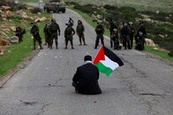 イスラエルがヨルダン川西岸に打ち込む「棺の釘」...パレスチナを左右しかねない「E1計画」とは