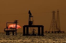 米、ベネズエラ産石油で戦略備蓄補充へ＝トランプ氏