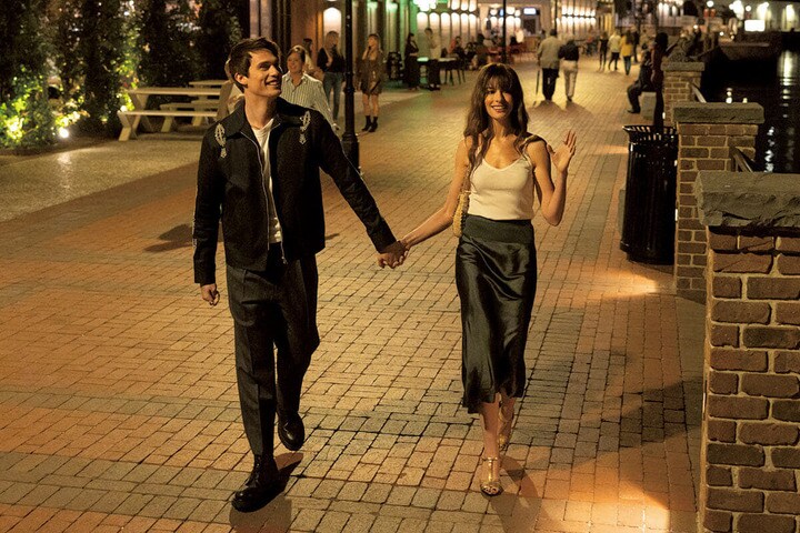 映画『アイデア・オブ・ユー』42歳のアン・ハサウェイ（Anne Hathaway）演じるシングルマザーと20代のポップスターのデート