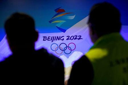 米国が来年２月の北京冬季五輪に外交使節団を派遣しない「外交ボイコット」を発表したことを受け、８日にはオーストラリアのほか、英国とカナダも外交ボイコットを表明した。（２０２１年　ロイター/Aly Song）