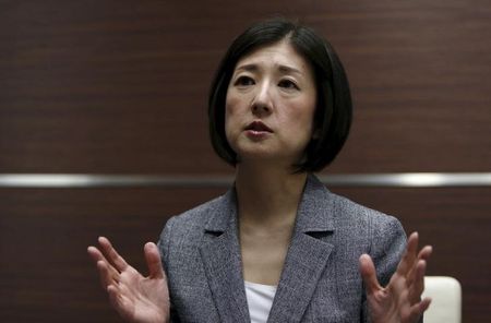 　大塚家具は２８日、大塚久美子社長（写真）が１２月１日付で辞任すると発表した。ヤマダホールディングス出身の三嶋恒夫会長が社長を兼務する。２０１５年５月撮影（２０２０年　ロイター／Yuya Shino）