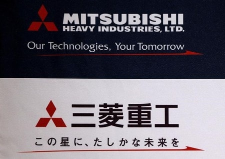 　２月６日、三菱重工業の宮永俊一社長は決算会見で、量産初号機の納期が５度遅れている小型ジェット旅客機「ＭＲＪ（三菱リージョナルジェット）」、火力発電設備事業の不振などの課題に立ち向かう「戦闘状態にあり、粛々と対策を進めている」と説明した。写真は都内で２０１６年５月撮影（２０１８年　ロイター／Issei Kato）