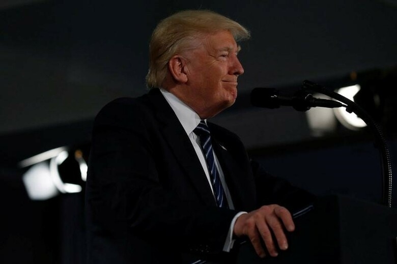 ５月２４日、米紙ニューヨーク・タイムズは、トランプ大統領がフィリピンのドゥテルテ大統領に対し、原子力潜水艦二隻を朝鮮半島沖に派遣したという情報を漏らしていたと報じた。２３日撮影（２０１７年　ロイター/Jonathan Ernst）