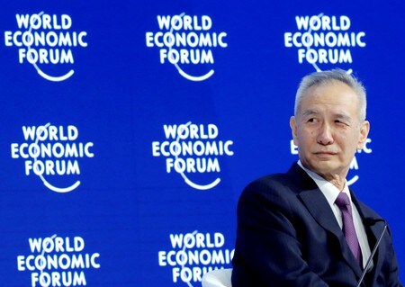 　１月２４日、中国共産党財経指導小組事務局長（党政治局員）の劉鶴氏（写真）は、新たな市場開放策を展開すると述べた。スイスのダボスで撮影（２０１８年　ロイター/Denis Balibouse）
