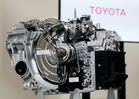 　２月２６日、トヨタ自動車は、排気量２０００ｃｃクラスの新型パワートレーン（動力伝達装置）を開発したと発表した。（２０１８年　ロイター/Toru Hanai）