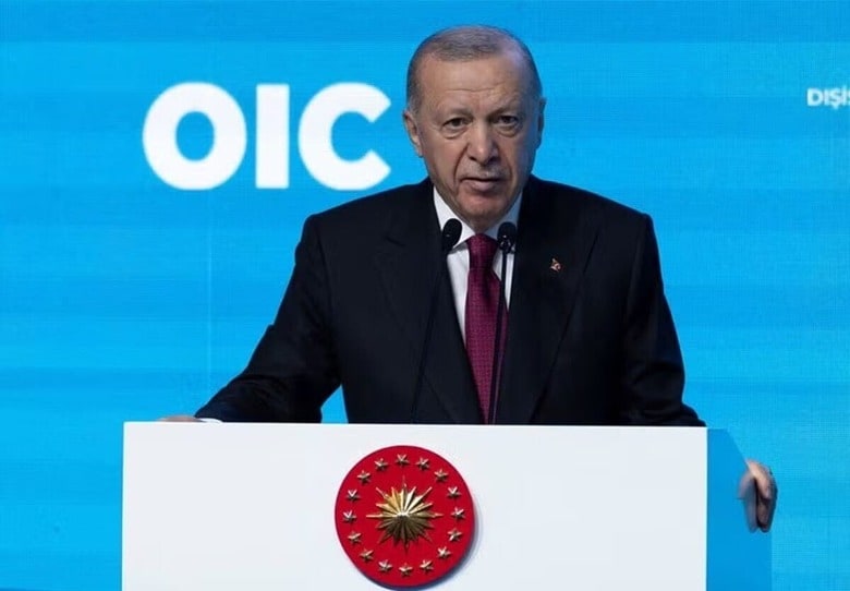 ６月２１日、トルコのエルドアン大統領（写真）は、首都アンカラに国連パレスチナ難民救済事業機関（ＵＮＲＷＡ）が事務所を開くと明らかにした。同日、イスタンブールで撮影（２０２５年　ロイター/Umit Bektas）