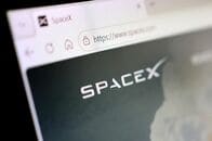 スペースＸ、27年末までに宇宙ＡＩ計算インフラ実証へ＝関係筋