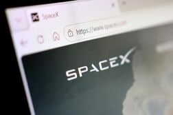 スペースＸ、27年末までに宇宙ＡＩ計算インフラ実証へ＝関係筋