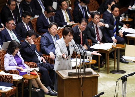 4月7日、国会議事堂で撮影。  REUTERS/Issei Kato