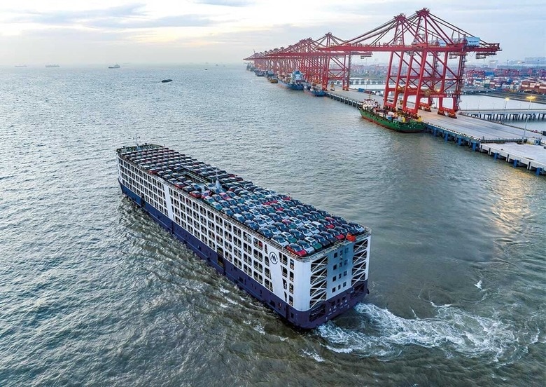 江蘇省・太倉の港から輸出されるEVなどの自動車　VCG/GETTY IMAGES