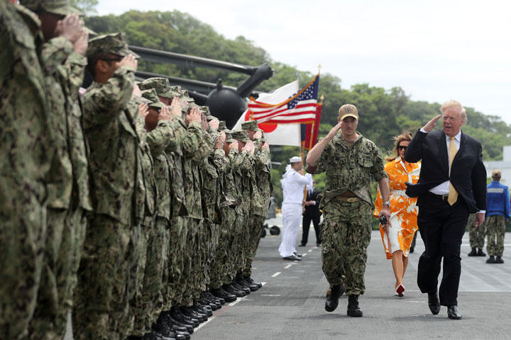 トランプ政権は日本政府に対して「思いやり予算」を現在の4倍以上に増やすように要求　Jonathan Ernst-REUTERS