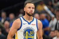 ステフィン・カリー、嘘みたいなロングシュート成功に「生成AI」疑う声...「人間じゃない」「違法」