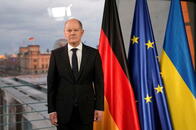 プーチンの侵略に対抗するため武器供与に転換したドイツ