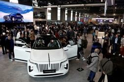香港モーターショー、中国メーカーが右ハンドル高級ＥＶで日本車に攻勢
