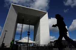 仏総合ＰＭＩ速報値、5月は5年半ぶり低水準　中東紛争響く