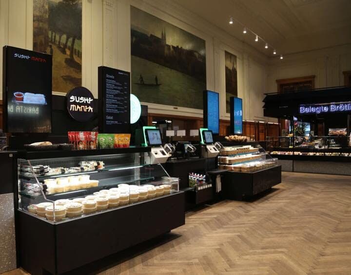 スイスの大手スーパーの日本食コーナー