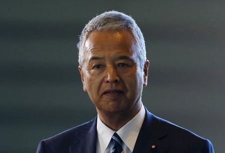 　１１月２４日、甘利明経済再生相は経済財政諮問会議後の記者会見で、最低賃金を２０２０年代半ばには全国加重平均で１０００円に引き上げたいと述べた。写真は１０月撮影（２０１５年　ロイター/Yuya Shino）