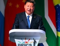 中国政局の「怪」は王滬寧の行き過ぎた習近平礼賛にあった