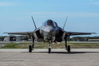 日本の「F35を105機購入」は脱・専守防衛の序章なのか