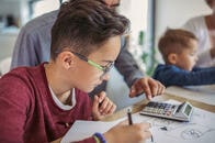 中学以降も電卓を使わせない日本の遅れた数学教育