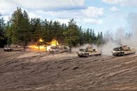 エスカレートする軍事演習......アメリカとロシアの新冷戦が近づいている