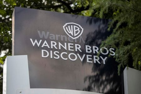 写真は米ジョージア州アトランタにあるワーナー・ブラザース・ディスカバリー・アトランタ・キャンパスで5月2日撮影。 REUTERS/Alyssa Pointer