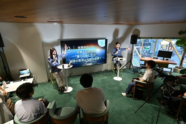 佐座槙苗と斎藤佑樹