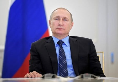 　１２月２９日、米国はロシア外交官３５人を追放し、国内にあるロシア施設２カ所を閉鎖する。プーチン大統領。２７日撮影（２０１６年　ロイター／Alexei Druzhinin）