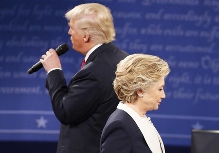 　１０月１０日、米大統領選候補第２回テレビ討論会の視聴者数は約６３６０万人と、第１回討論会で記録した過去最多の８４００万人から大きく減った。討論会が行われたミズーリ州のワシントン大学で９日撮影（２０１６年　ロイター／Lucy Nicholson）