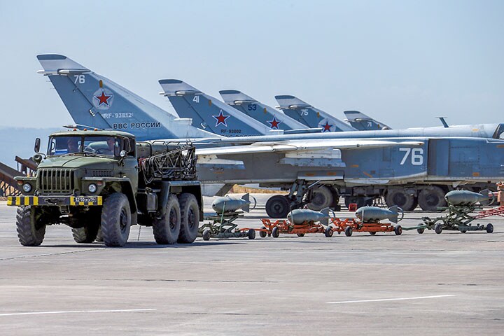 ロシアはシリア国内の空軍基地と海軍基地の改修を予定している　Vadim Savitsky-Russian Defense Ministry-REUTERS