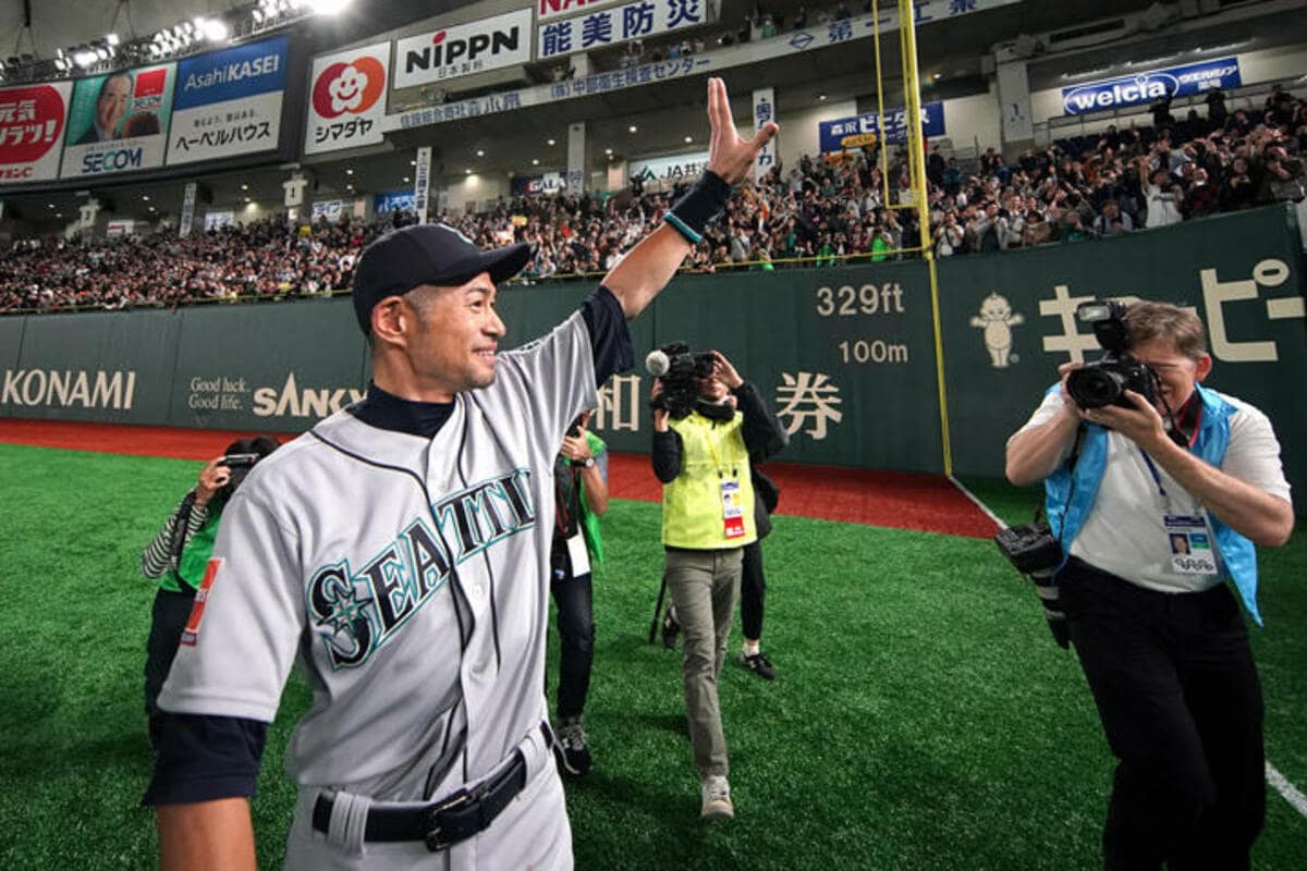 USA 2003年1月2日 スポーツ紙 イチローの記事あり USA 2003年