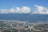 【動画】軍事施設が消し炭に...衛星写真が捉えた米軍の攻撃の苛烈さ