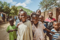 通信から始まる未来づくり――ハナセルがマラウイに届ける「自立の力」