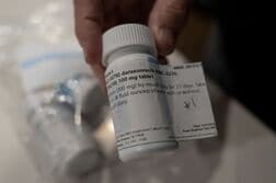 米ＦＤＡ、優先審査の膵臓がん治療薬を承認　生存期間は倍にも